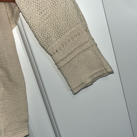 Lucky Brand Cream cardigan, size small. Excellent condition! - Picture 3 of 6